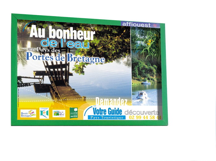 Affiche touristique Haute Bretagne Pays Vitré par Iconicité